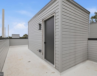 1019 W Orleans Street - Photo Thumbnail 13