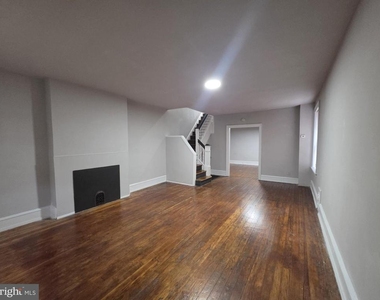250 N 52nd Street - Photo Thumbnail 2