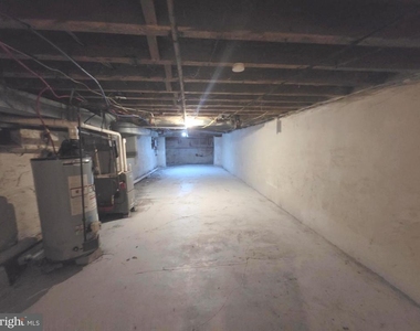 250 N 52nd Street - Photo Thumbnail 6