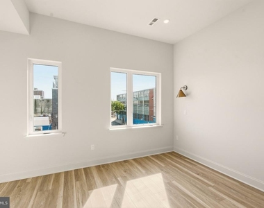 1502 N 26th Street - Photo Thumbnail 10