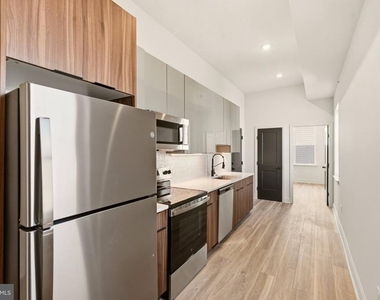 1502 N 26th Street - Photo Thumbnail 4
