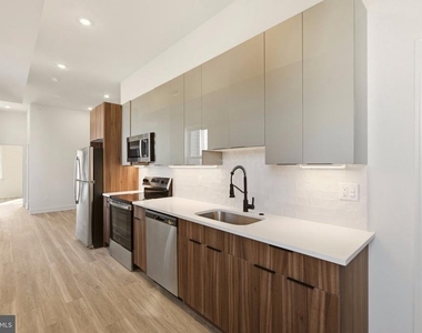 1502 N 26th Street - Photo Thumbnail 3