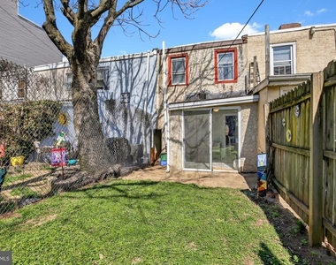 2440 E Gordon Street - Photo Thumbnail 10