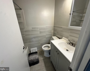 8100 Summerdale Avenue - Photo Thumbnail 2