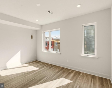 1502 N 26th Street - Photo Thumbnail 12
