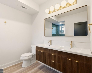 1502 N 26th Street - Photo Thumbnail 13