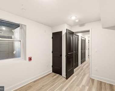 1502 N 26th Street - Photo Thumbnail 18
