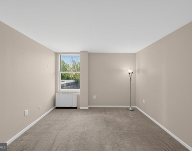 6100 Henry Avenue - Photo Thumbnail 18
