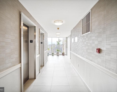 6100 Henry Avenue - Photo Thumbnail 6