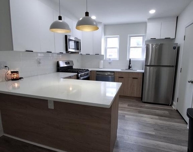 7710 Temple Road - Photo Thumbnail 11