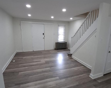 7710 Temple Road - Photo Thumbnail 6