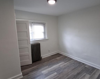 7710 Temple Road - Photo Thumbnail 16