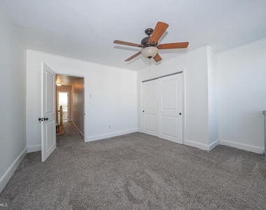 3621 Calumet Street - Photo Thumbnail 12