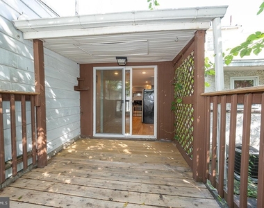 3621 Calumet Street - Photo Thumbnail 9