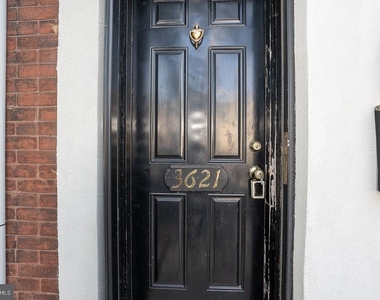 3621 Calumet Street - Photo Thumbnail 1