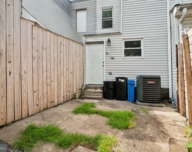 2553 Collins Street - Photo Thumbnail 10