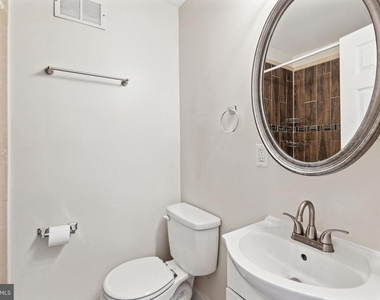 2553 Collins Street - Photo Thumbnail 21