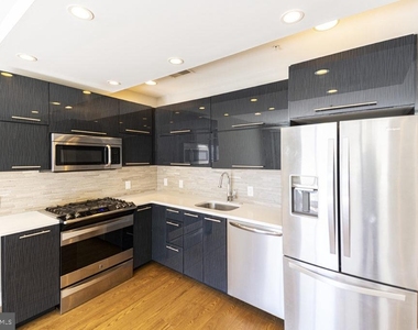 820 N 3rd Street - Photo Thumbnail 5
