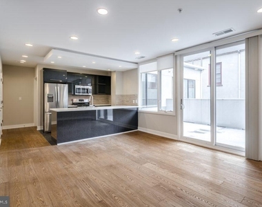 820 N 3rd Street - Photo Thumbnail 1