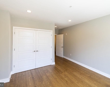 820 N 3rd Street - Photo Thumbnail 7