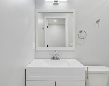617 8th Street S - Photo Thumbnail 8