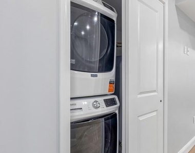 617 8th Street S - Photo Thumbnail 12