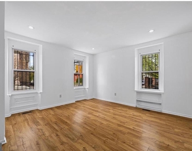 3800 Spring Garden Street - Photo Thumbnail 4