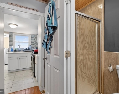 416 E Flora Street - Photo Thumbnail 7