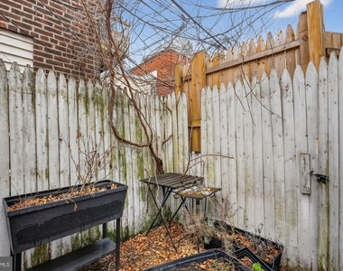 416 E Flora Street - Photo Thumbnail 12