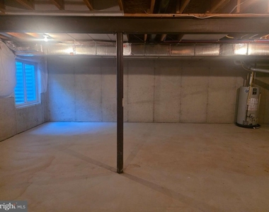 173 Providence Lane - Photo Thumbnail 19