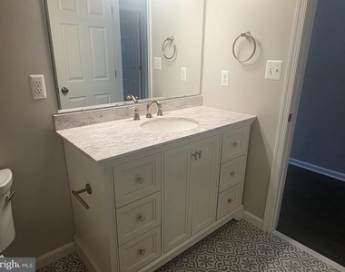 173 Providence Lane - Photo Thumbnail 16