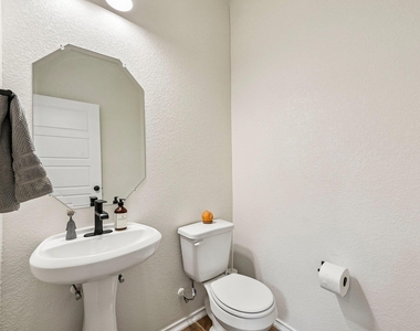 12720 Oxford Vineyard Ln - Photo Thumbnail 14
