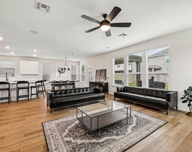 12720 Oxford Vineyard Ln - Photo Thumbnail 3