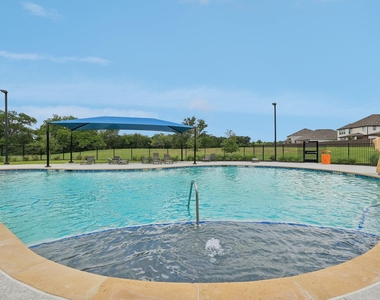 12720 Oxford Vineyard Ln - Photo Thumbnail 23