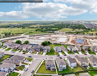12720 Oxford Vineyard Ln - Photo Thumbnail 21