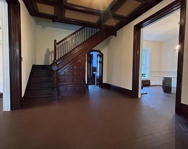 7303 Mountain Avenue - Photo Thumbnail 3
