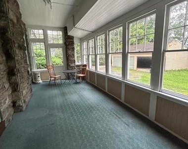 7303 Mountain Avenue - Photo Thumbnail 12