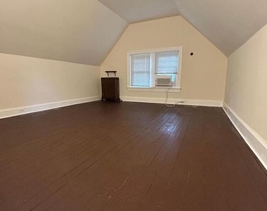 7303 Mountain Avenue - Photo Thumbnail 5