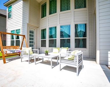 731 Expedition Way - Photo Thumbnail 30