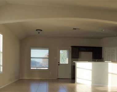 117 Antelope Plains Rd - Photo Thumbnail 3