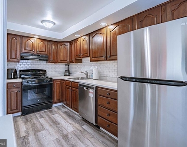 757 Benton - Photo Thumbnail 5