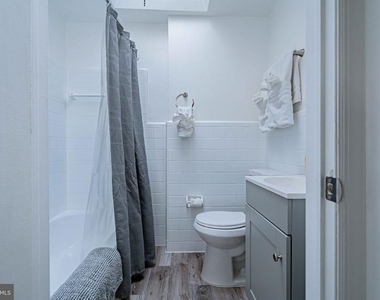 757 Benton - Photo Thumbnail 8