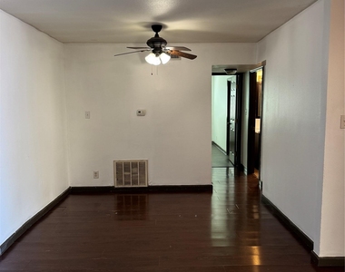 9049 Galewood Dr - Photo Thumbnail 3