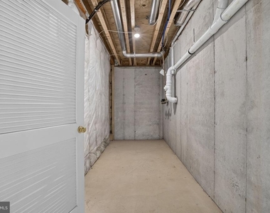 54 Old Barn Drive - Photo Thumbnail 68