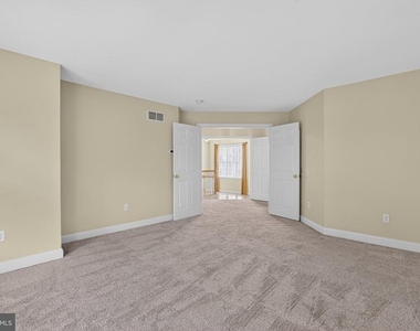 54 Old Barn Drive - Photo Thumbnail 43