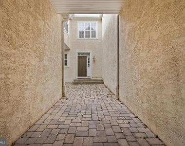 54 Old Barn Drive - Photo Thumbnail 6