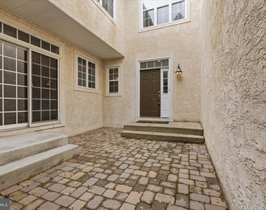 54 Old Barn Drive - Photo Thumbnail 5