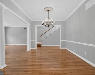 54 Old Barn Drive - Photo Thumbnail 11