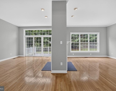 54 Old Barn Drive - Photo Thumbnail 18