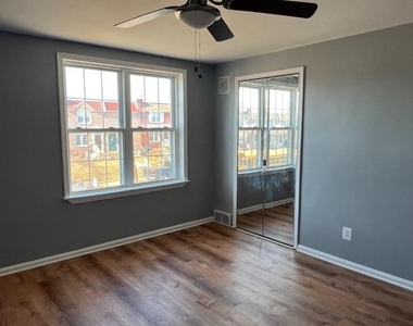 2045 Heather Road - Photo Thumbnail 13